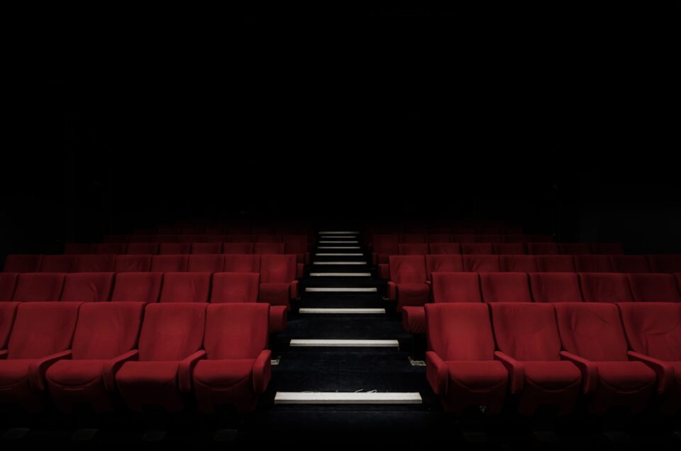 INFINITY Cinema Room Angoulême : l&rsquo;expérience cinéma privé immersive ultime à deux